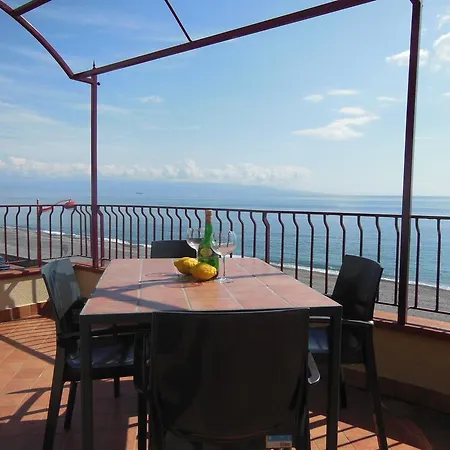 La Sirena Bed & Breakfast Santa Teresa Di Riva