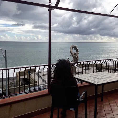 Bed & Breakfast La Sirena 3*