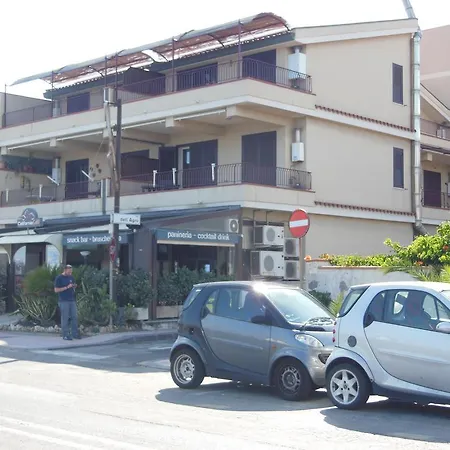 La Sirena 3*